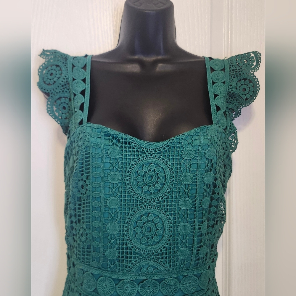 Lena Emerald Crochet Midi Dress Size Medium EUC - Picture 4 of 5